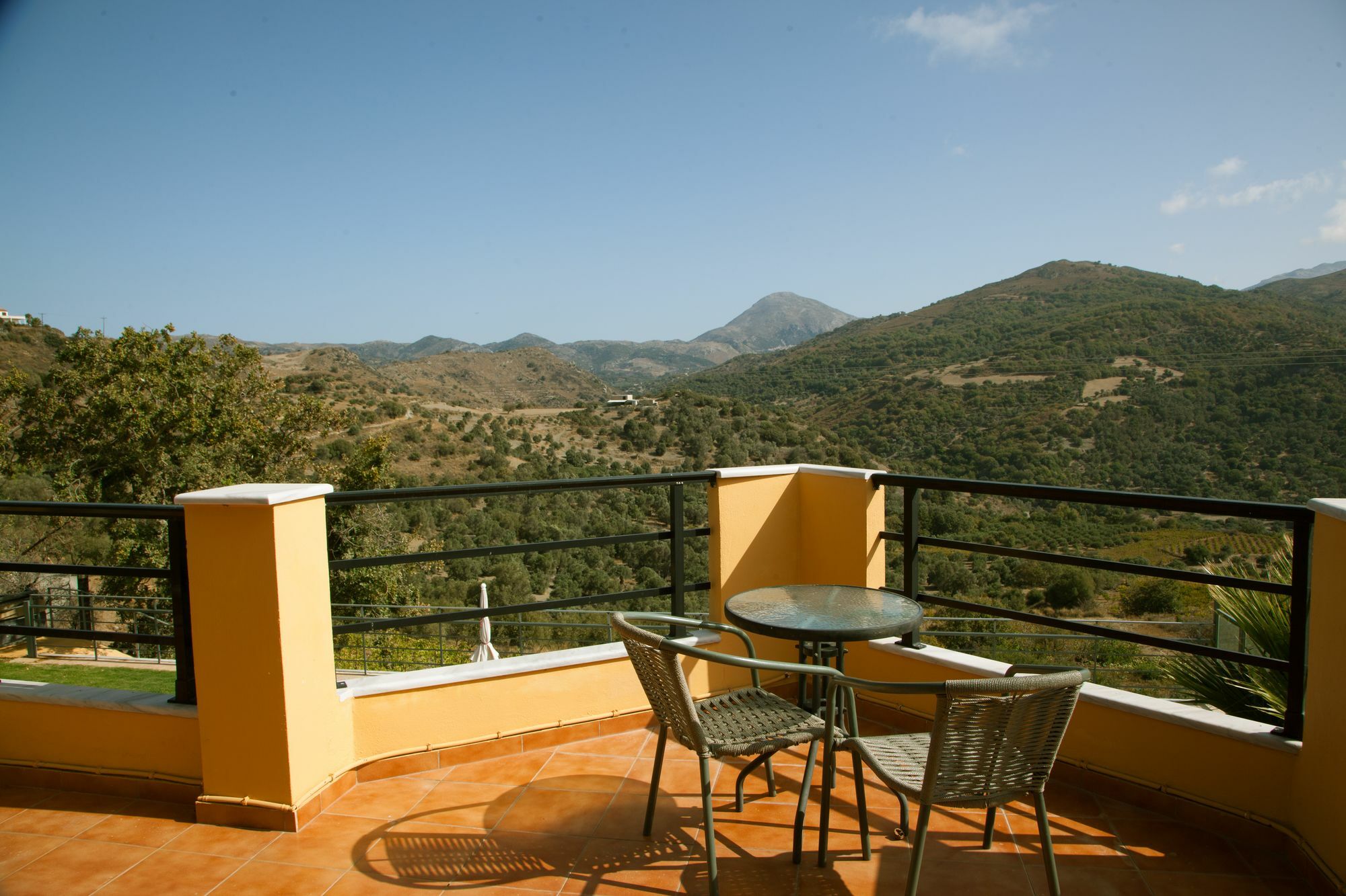 Gorge Aparthotel Fration